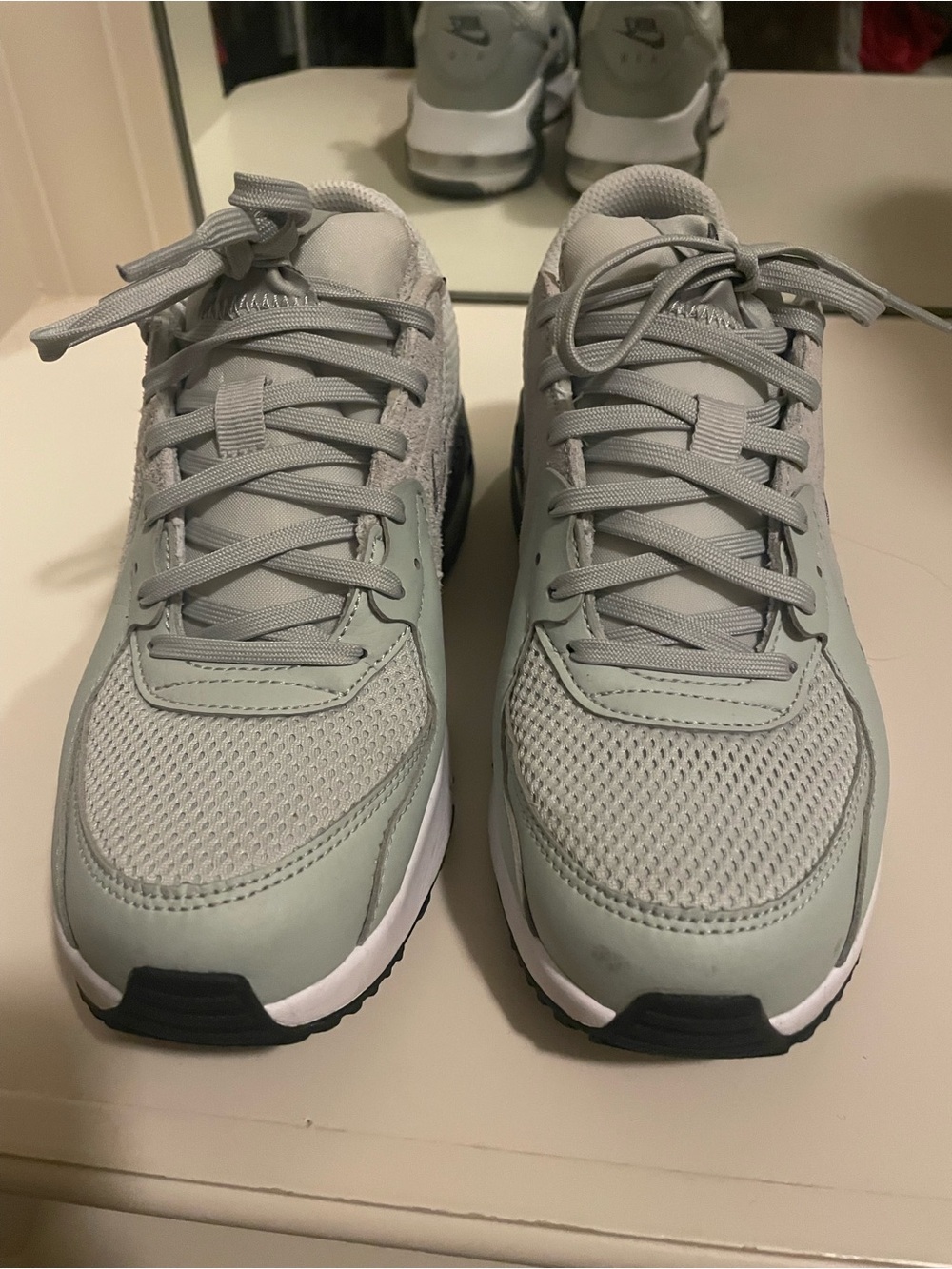 Nike Air Max Sneakers - Womens (EUC) - Picture 3 of 6
